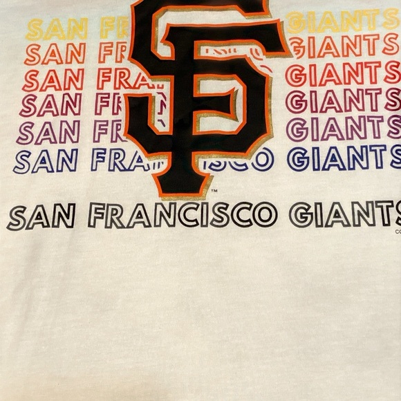 White Short Sleeve Tee with San Francisco Giants Graphic - Picture 3 of 7